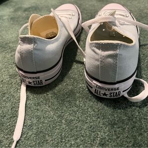 Converse sneakers women’s size 9